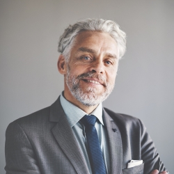 Alexander Foster - Business Litigation Attorney